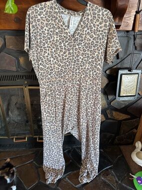 Leopard Print V-Neck Jumpsuit Romper - Neutral Tones